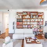 Amazing Flat Senat