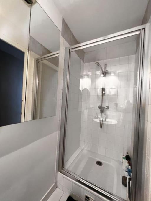 Apartment Amazing Flat Senat Paris